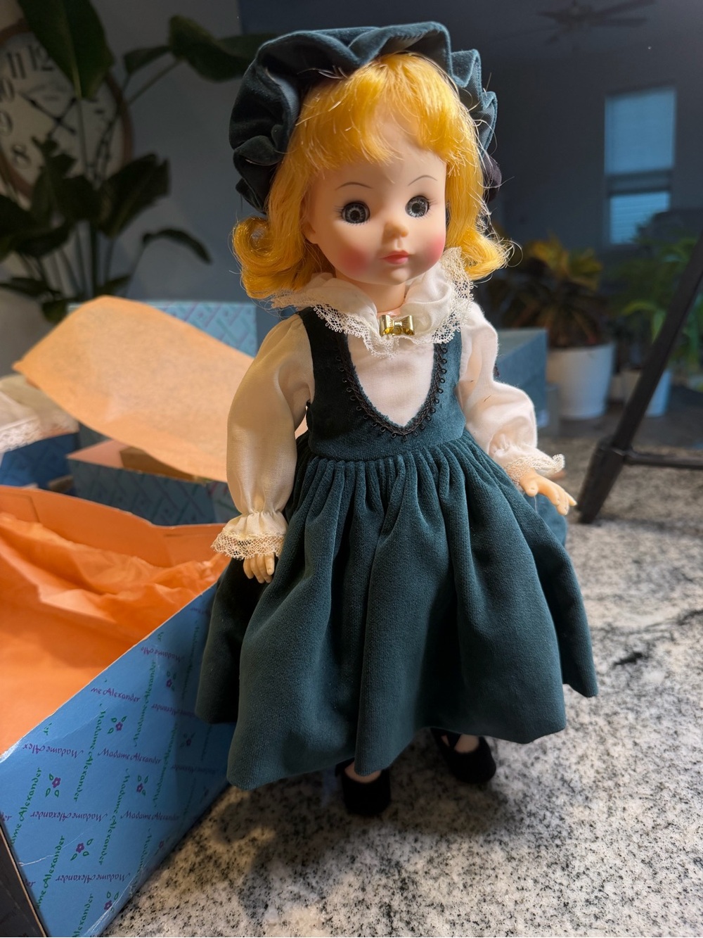 Madame Alexander Bellows Anne with Japanese Parasol Doll Brand new with tags